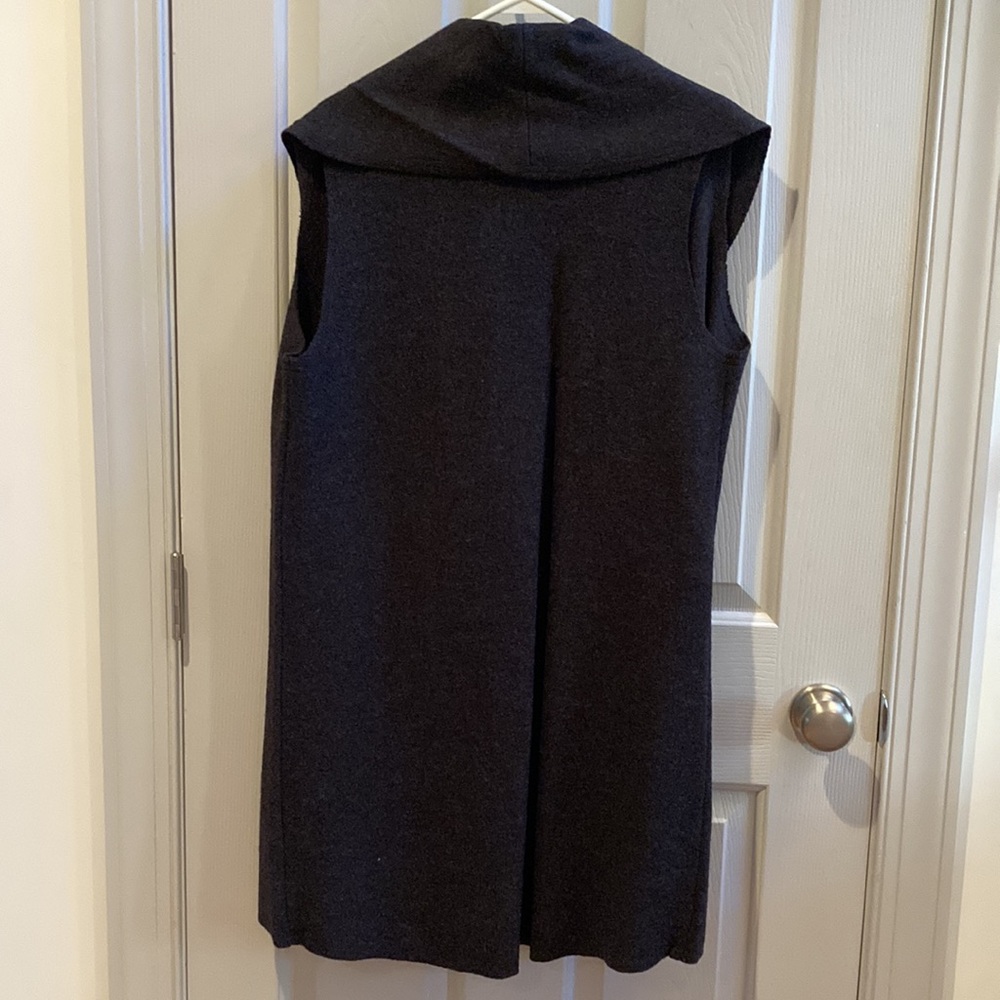 Euc Moth Vest - image 2